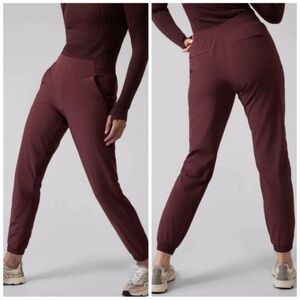 Athleta Brooklyn Lined Jogger Size 16
